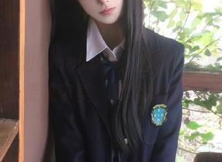 跨越界限的Umeko J，套装cos更新挑战传统审美，真相如何？